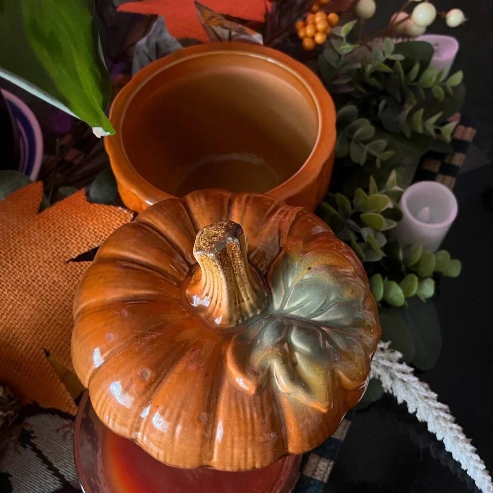 Fall decor - Picture 3 of 3